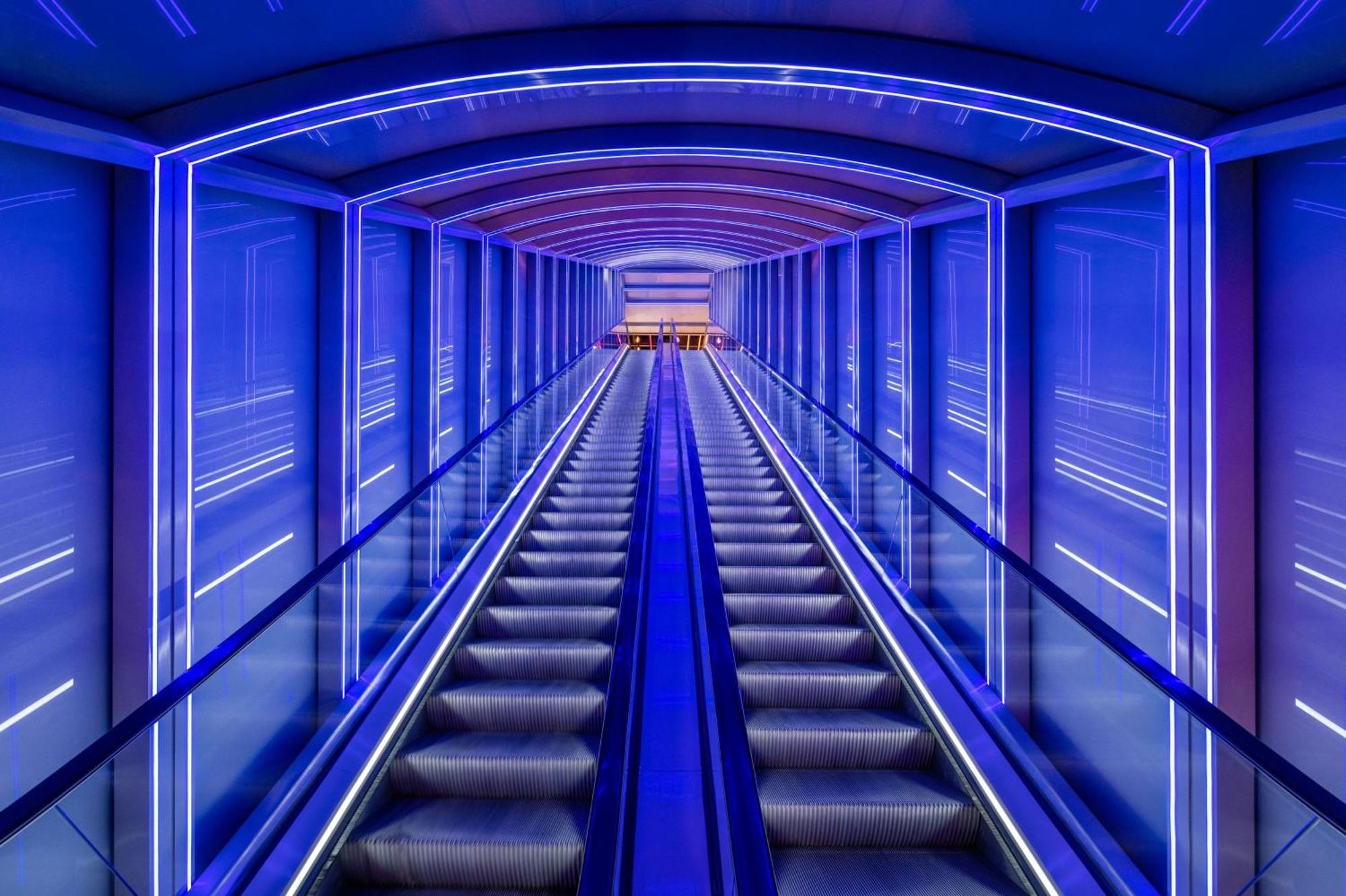 Hotel W Sídney Exterior foto The escalator at the entrance of the hotel